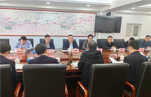 刘爱军带队赴浩吉铁路、中交投资调度对接产业园区合作开发事宜